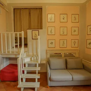  Apartamento Tranquil Near Museums And Train Station